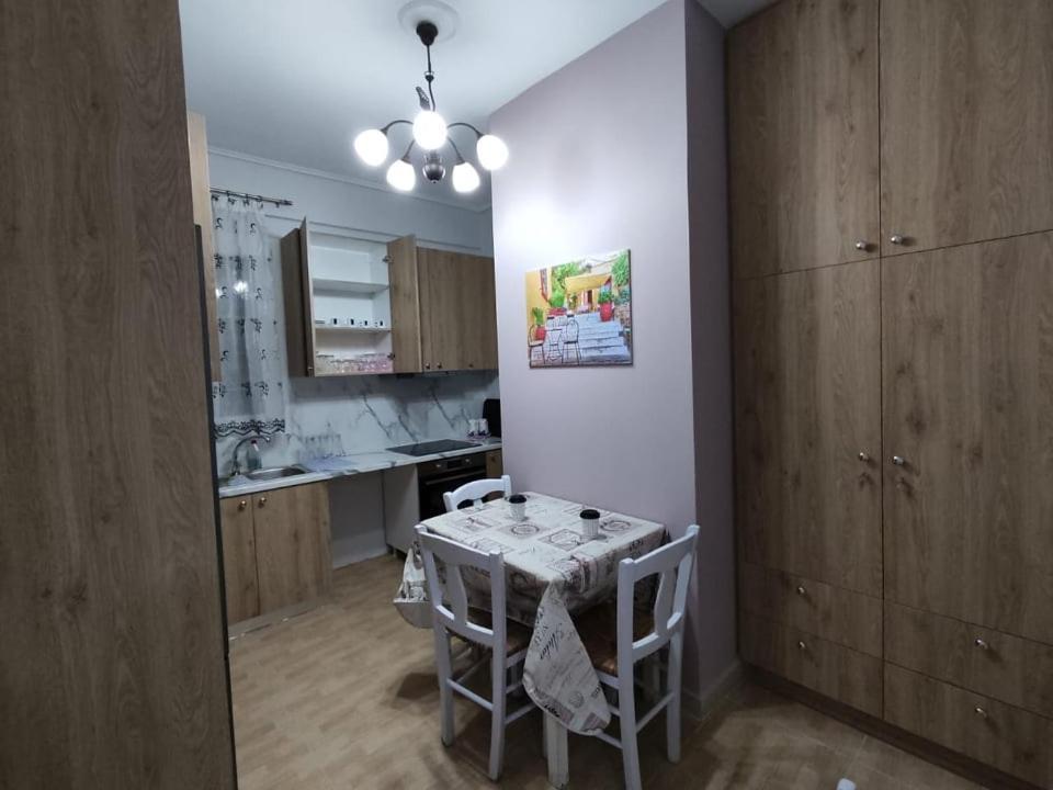 Center Of Athens Modern Apartment المظهر الخارجي الصورة